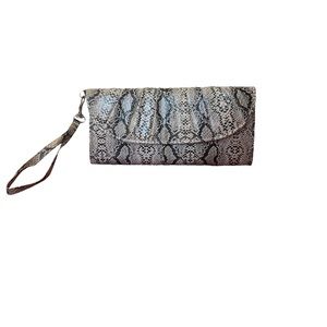 Snakeskin Pattern Rectangle Clutch Wristlet